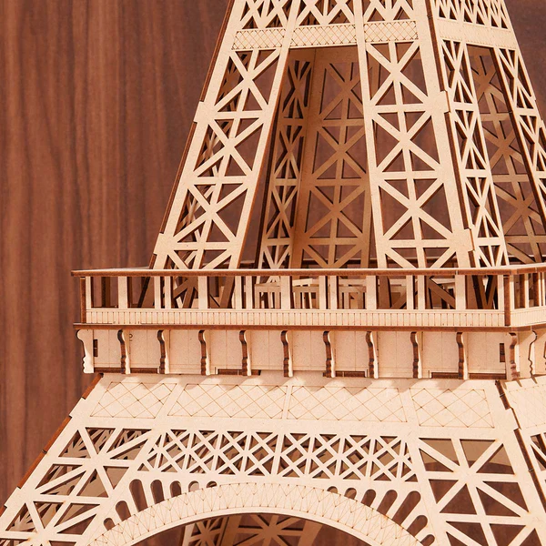 Eiffel Tower Plus