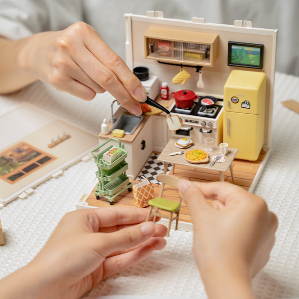 rolife miniatuur huis kit,diy miniatuur huis kit rolife,robotime poppenhuis kit