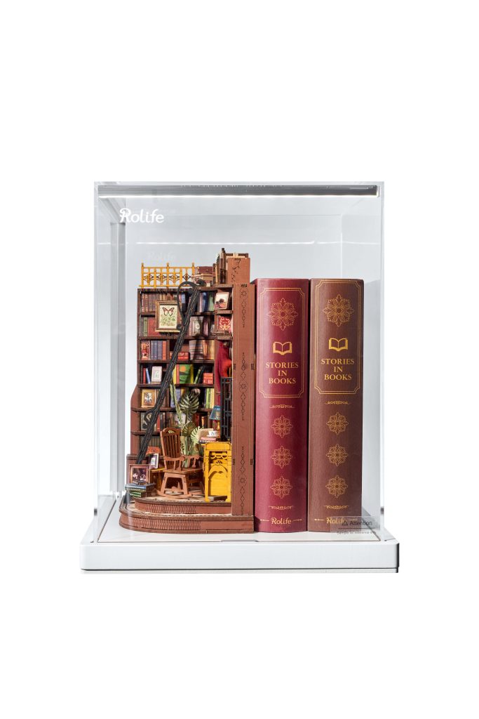 Quick Study Display Rolife Silent Corner Study Display Showcase - Robotime in Czech Warehouse