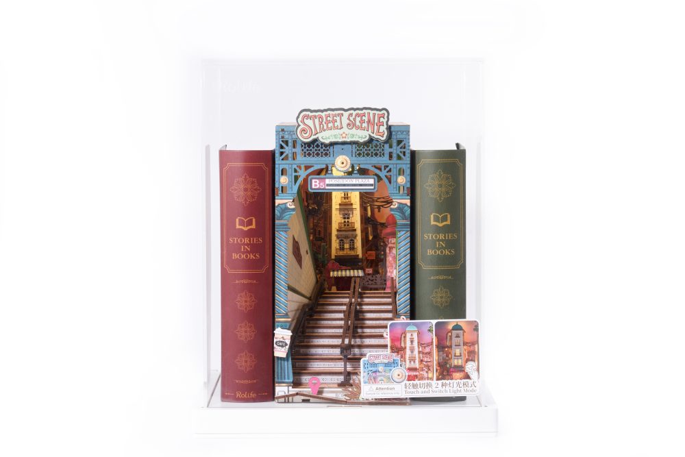 TGB13Z Street Scene Display Showcase