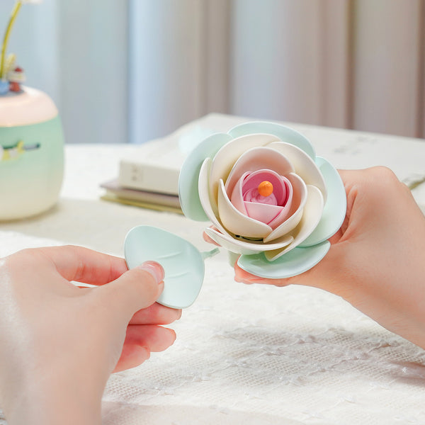 AF02S-3 Mintyย Camelliaย Lamp