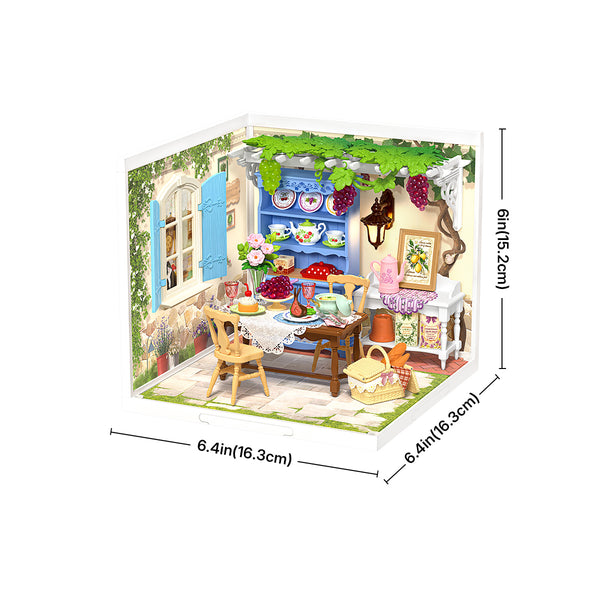 Midsummer Dream Yard
