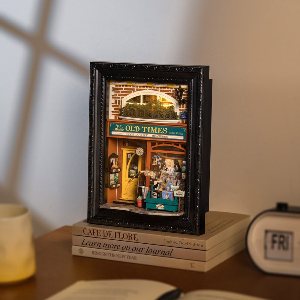 DP004-2 Old Times Bookstore