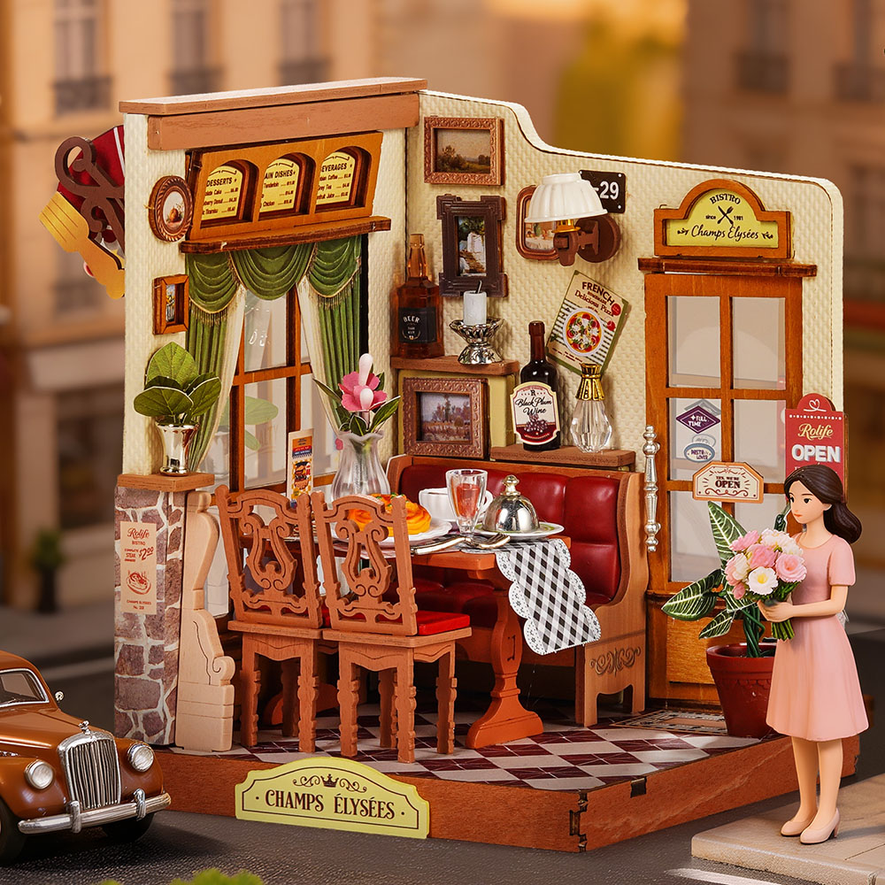 Champs-Élysées Bistro