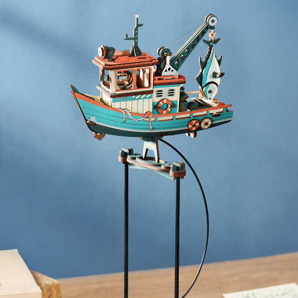 MCD08-5 Lucky Trawler